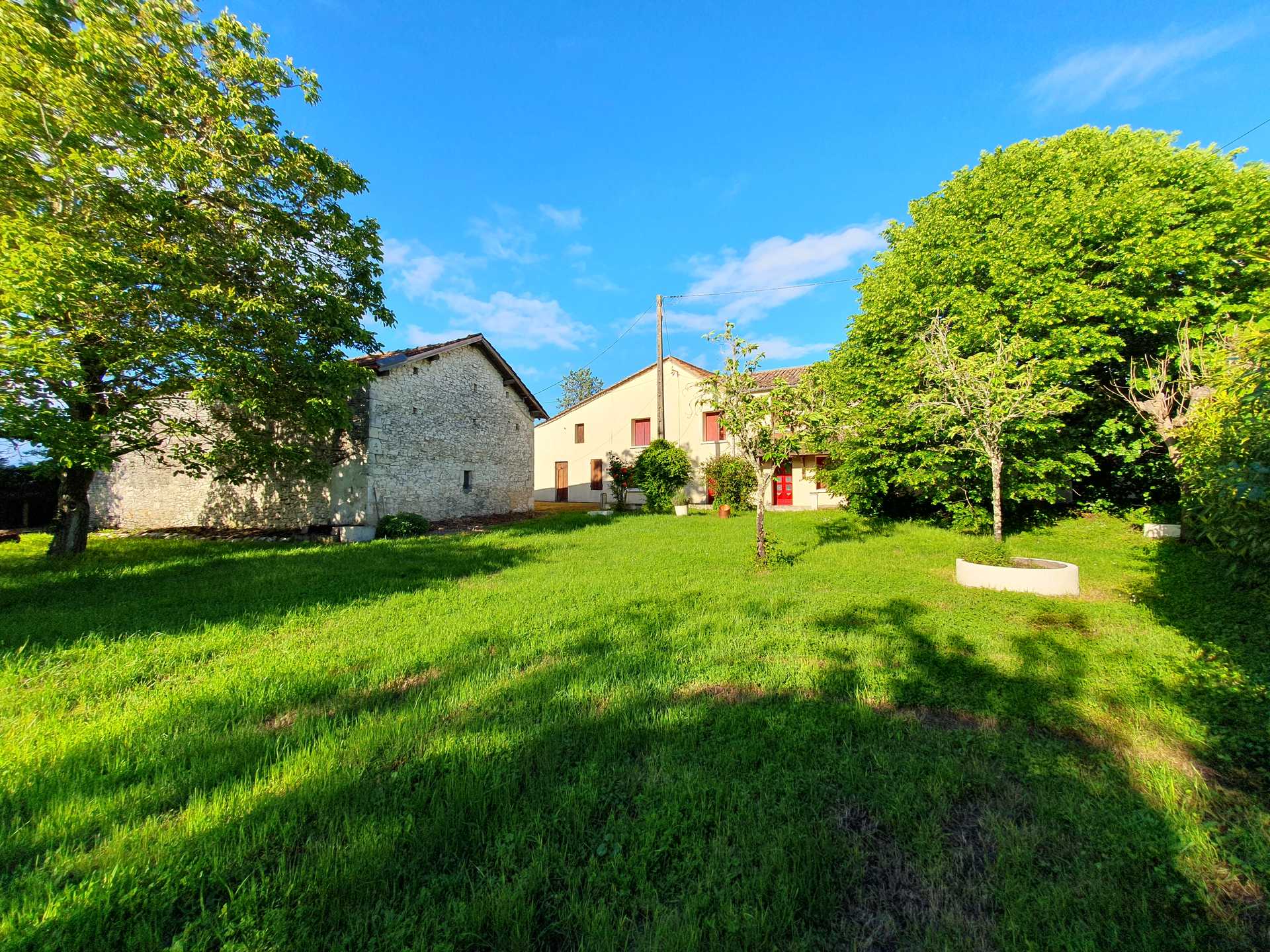 House in Cuneges, Nouvelle-Aquitaine 11736868