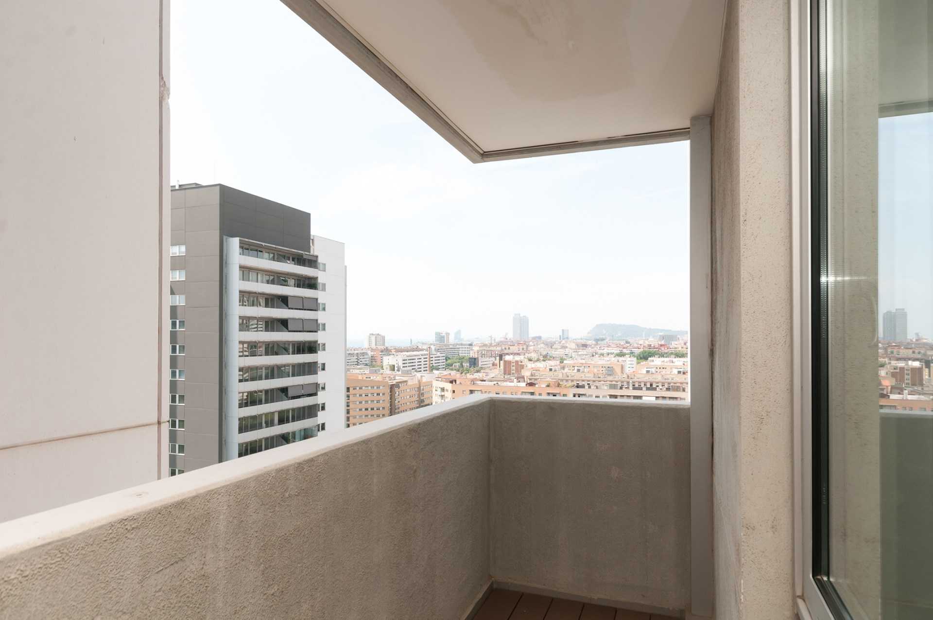 Condominium in Barcelona, Catalunya 11737344