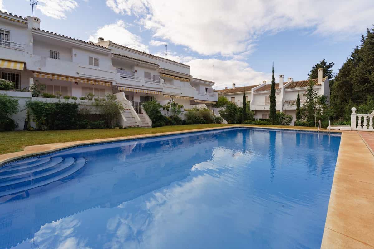 Rumah di Marbella, Andalusia 11737786