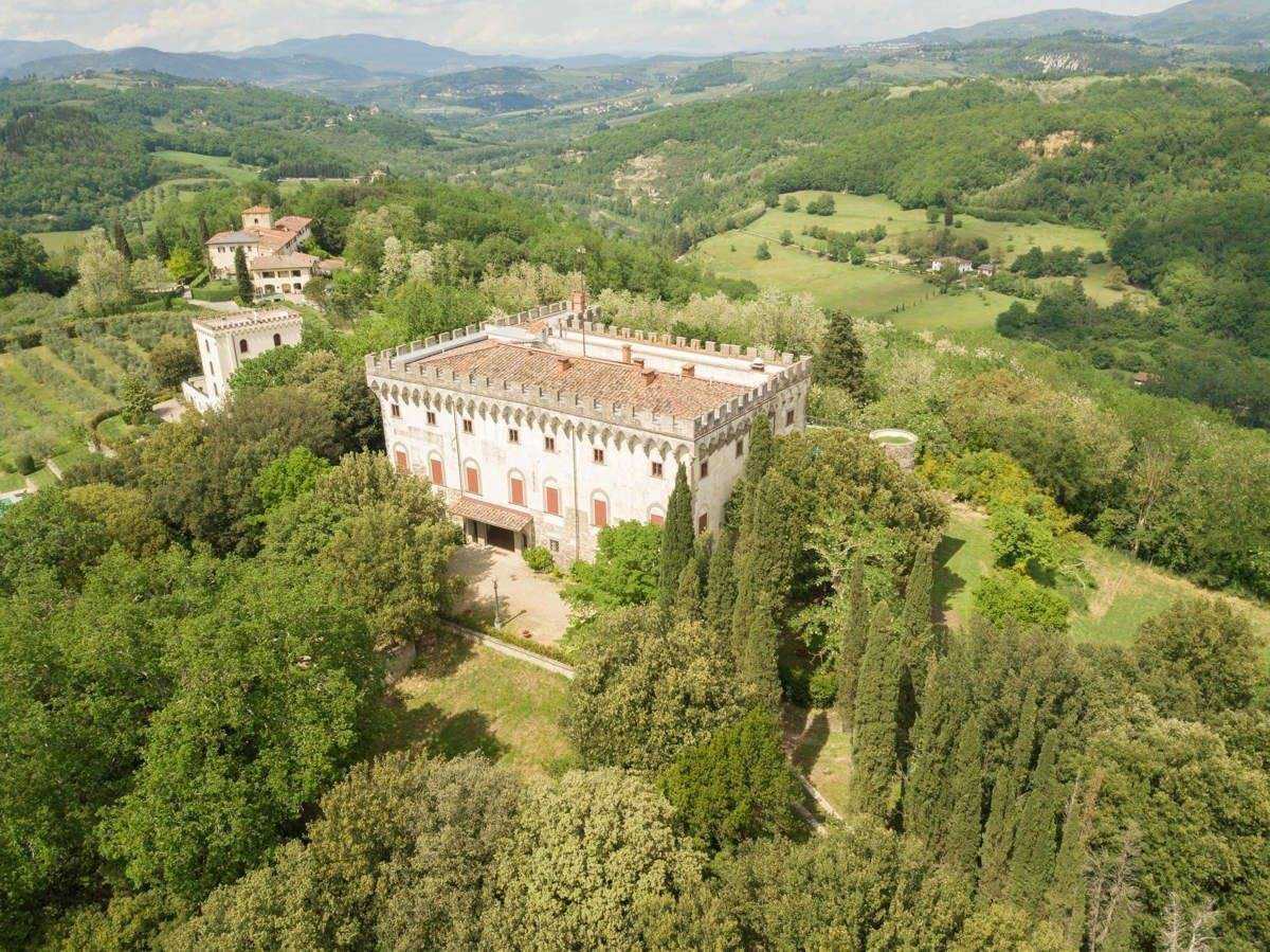 بيت في Reggello, Tuscany 11738412