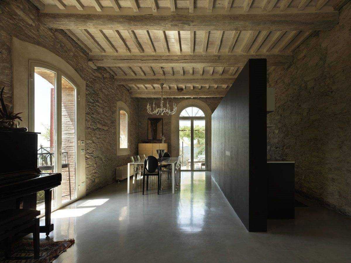 房子 在 Calci, Tuscany 11738417