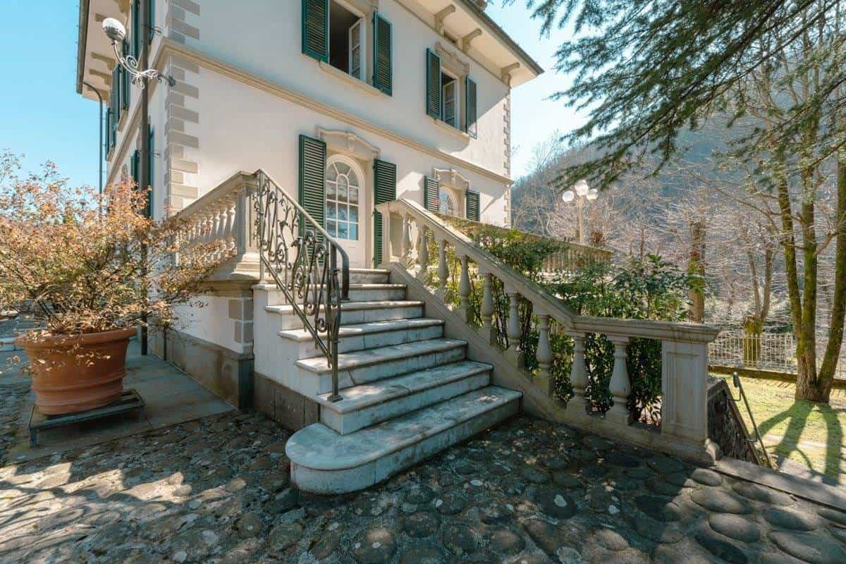 房子 在 Bagni di Lucca, Tuscany 11738457
