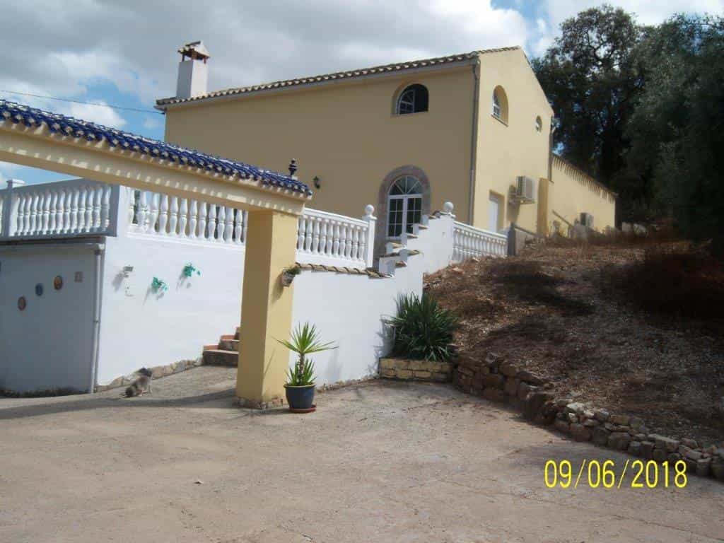 House in Iznajar, Andalusia 11739678