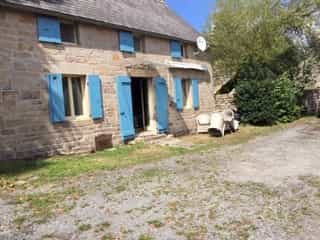 Casa nel Peyrelevade, Nouvelle-Aquitaine 11739730