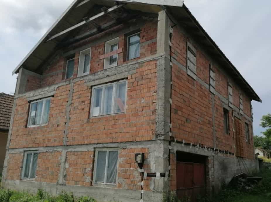 loger dans Tăşnad, Satu Mare 11739734