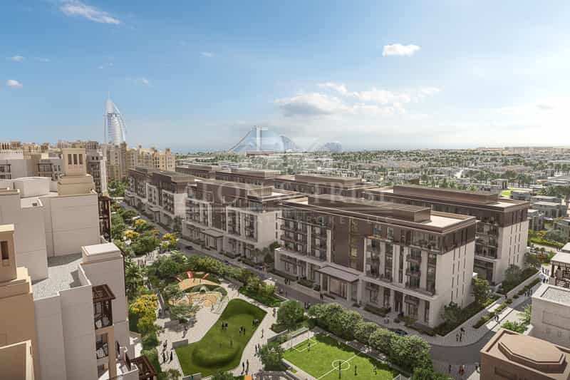 Condominium in Dubai, Dubayy 11741066