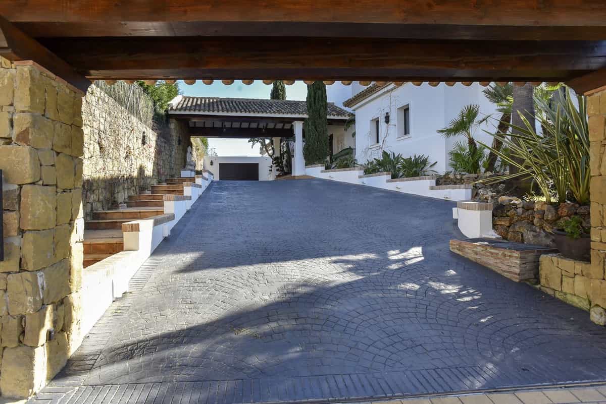Talo sisään La Atalaya, Andalucía 11741846