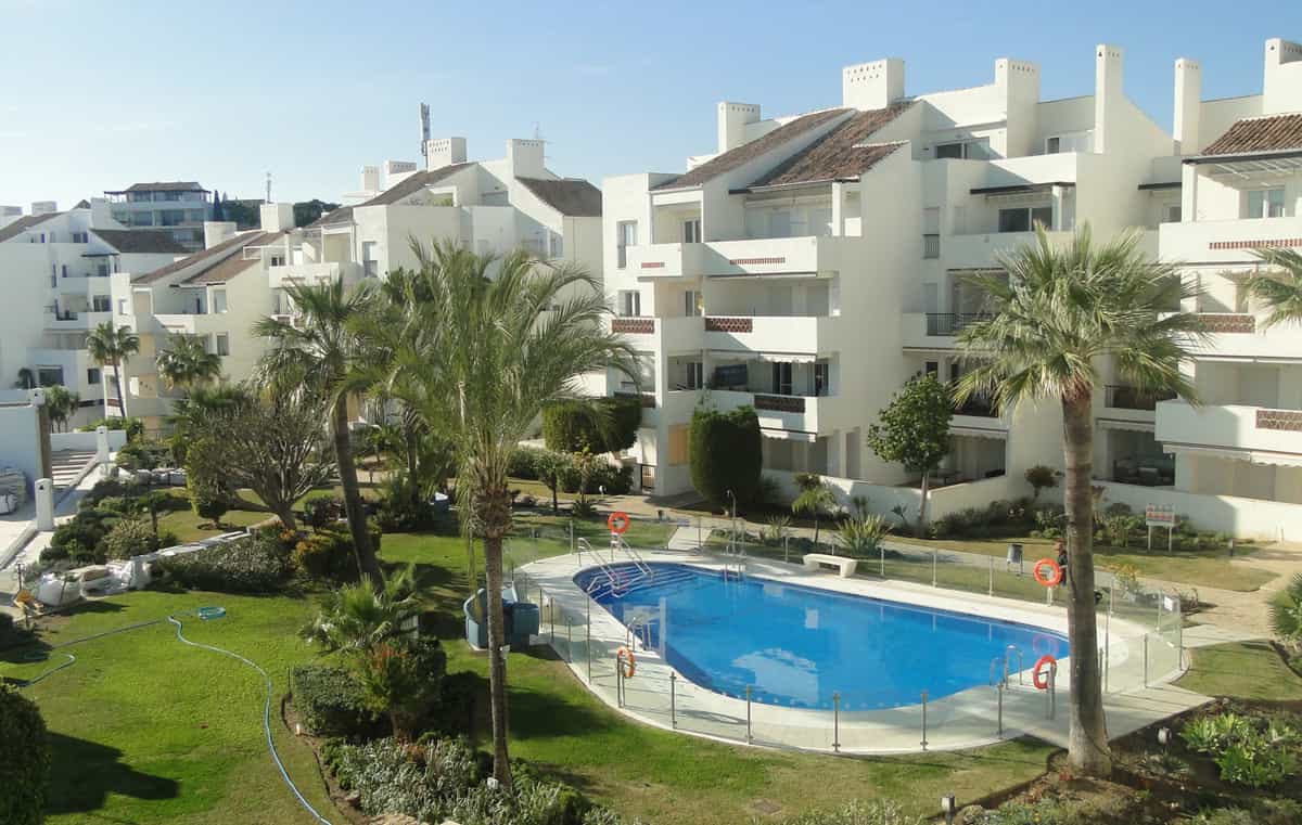 Condominium dans Fuengirola, Andalousie 11742248