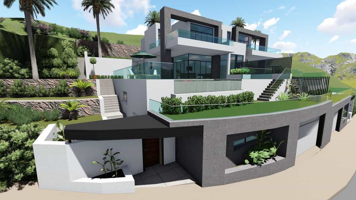 House in Fuengirola, Andalusia 11742582