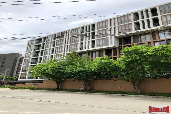 Condominium in , Krung Thep Maha Nakhon 11744105