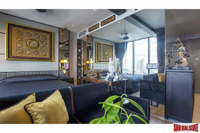 Condominium in , Bangkok 11744264