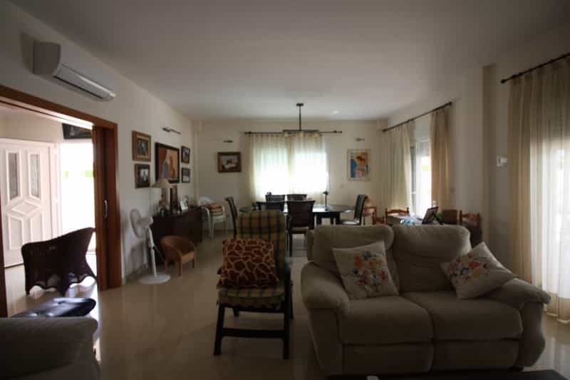 Будинок в Oliva, Comunidad Valenciana 11744733
