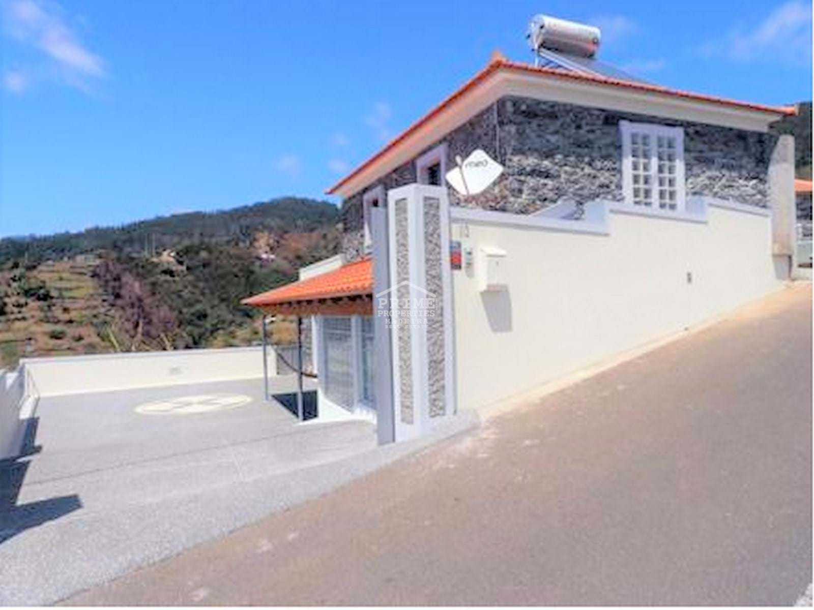 房子 在 Achada de Cima, Madeira 11744966