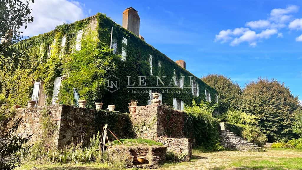 Huis in Les Herbiers, Pays de la Loire 11746228
