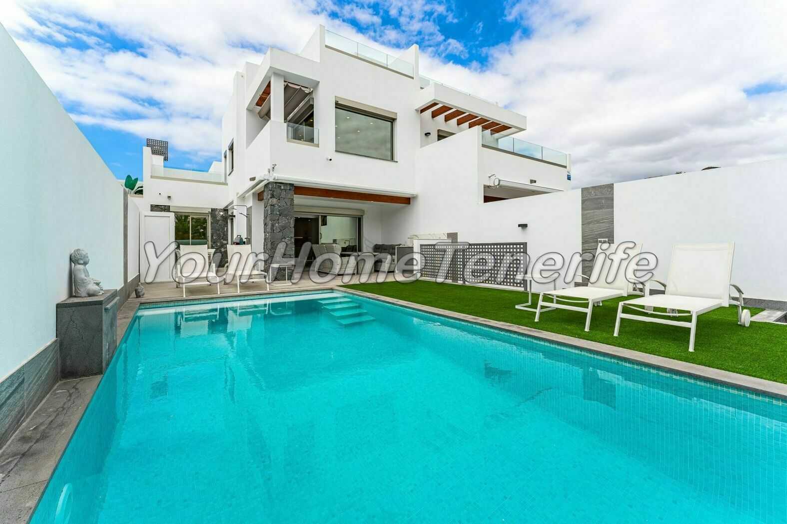House in , Canary Islands 11746605