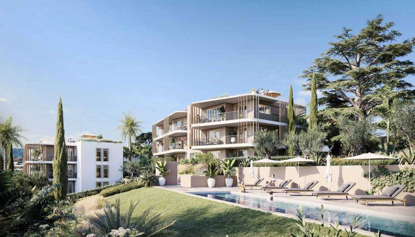 Condominium in Nice, Provence-Alpes-Cote d'Azur 11746775