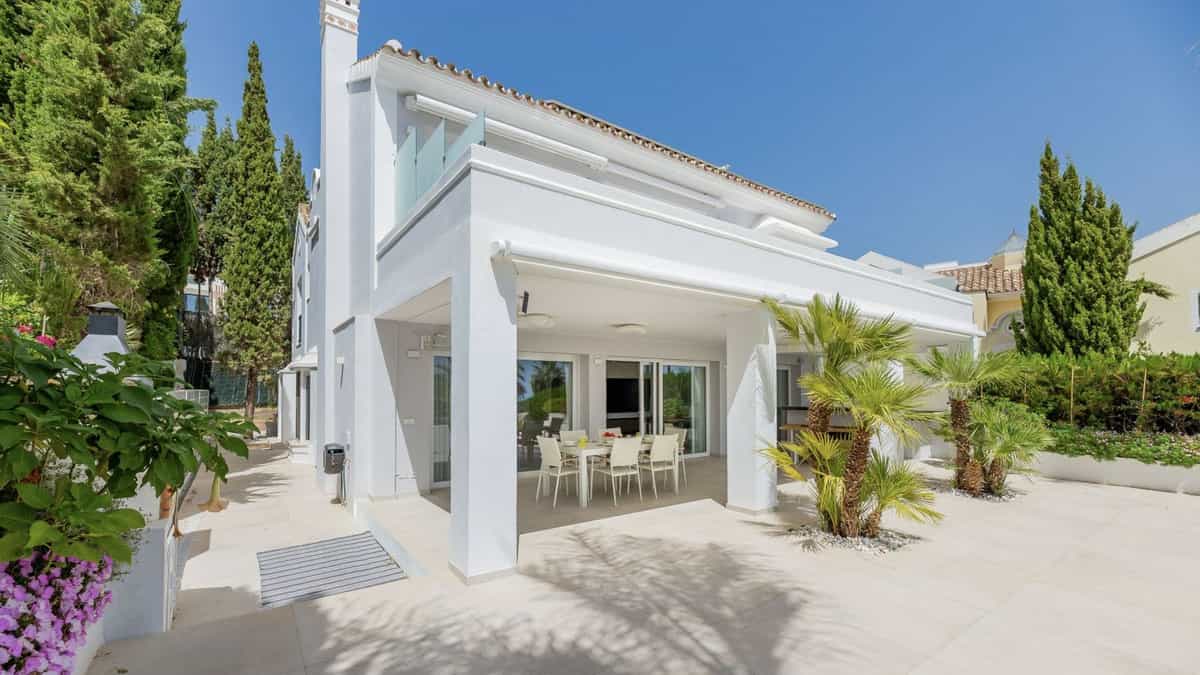 σπίτι σε Marbella, Andalucía 11747539