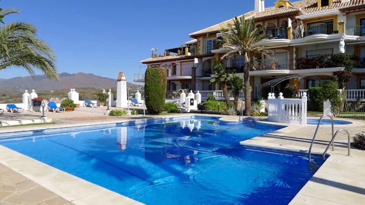 House in Fuengirola, Andalusia 11748247