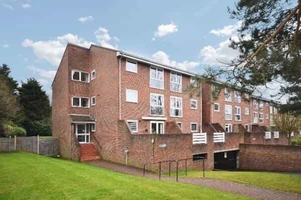 Condominium in West Wickham, Bromley 11748469
