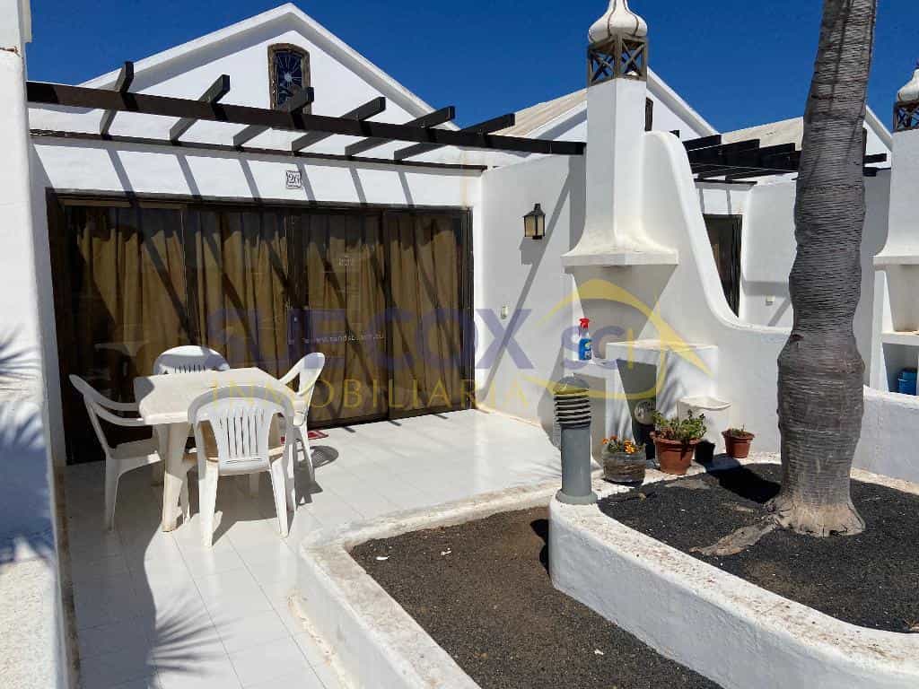 House in Costa Teguise, Canarias 11748627