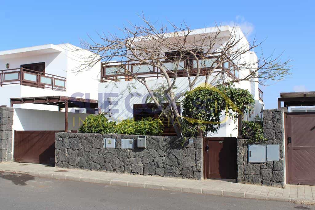 Rumah di Mozaga, Pulau Canary 11748634