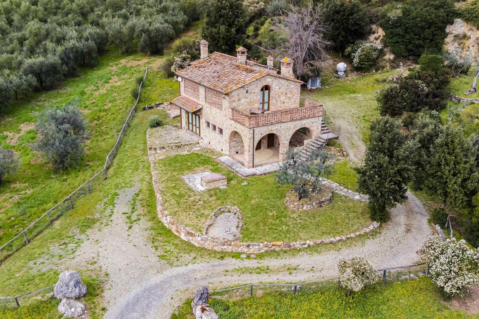 Dom w Gambassi, Tuscany 11748769