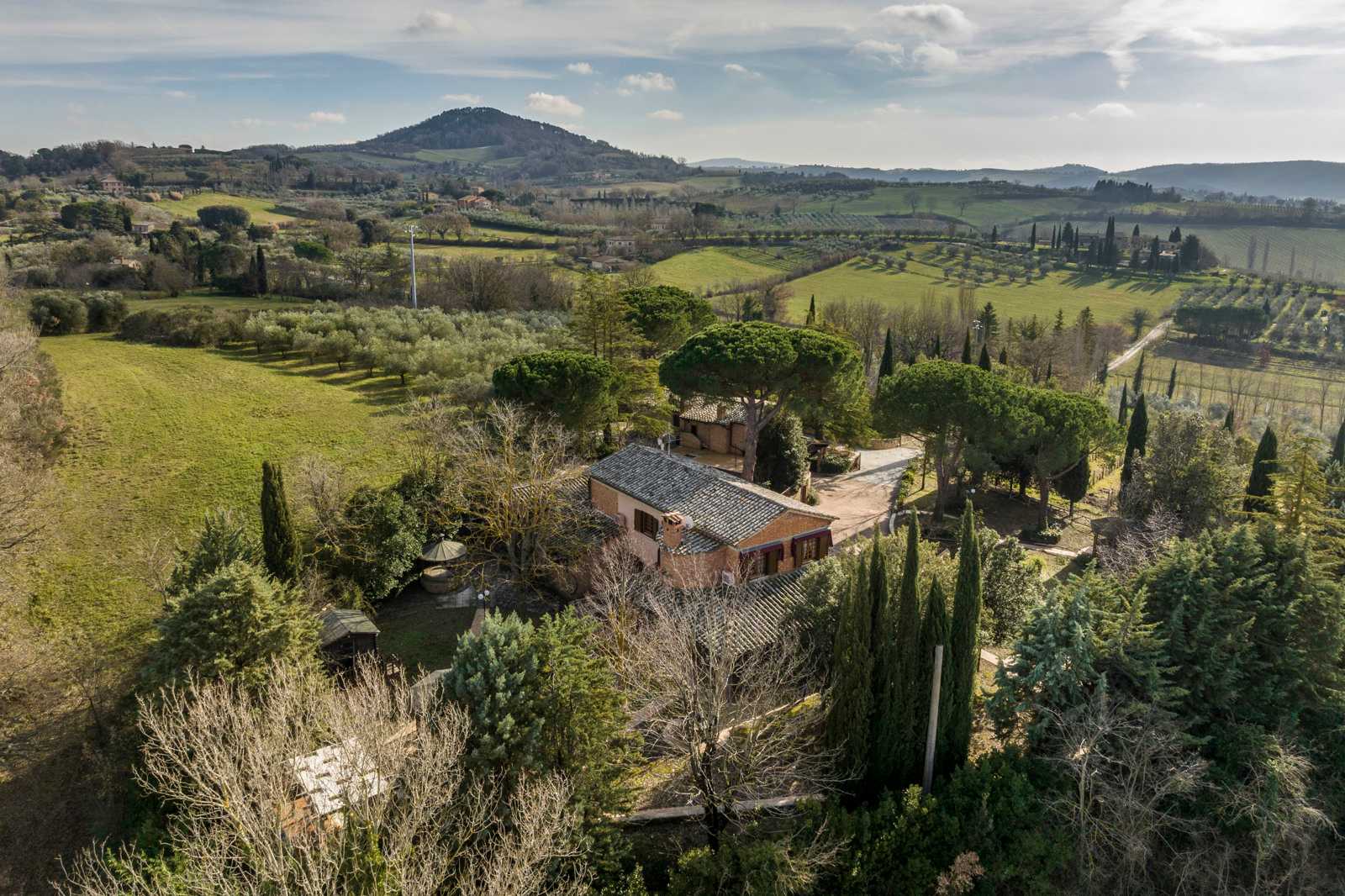 rumah dalam Montepulciano, Tuscany 11748866