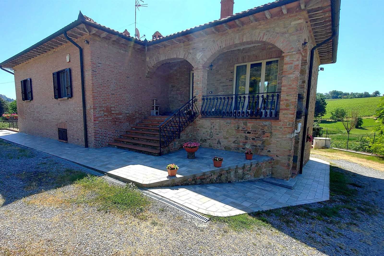 rumah dalam Montepulciano, Tuscany 11748873