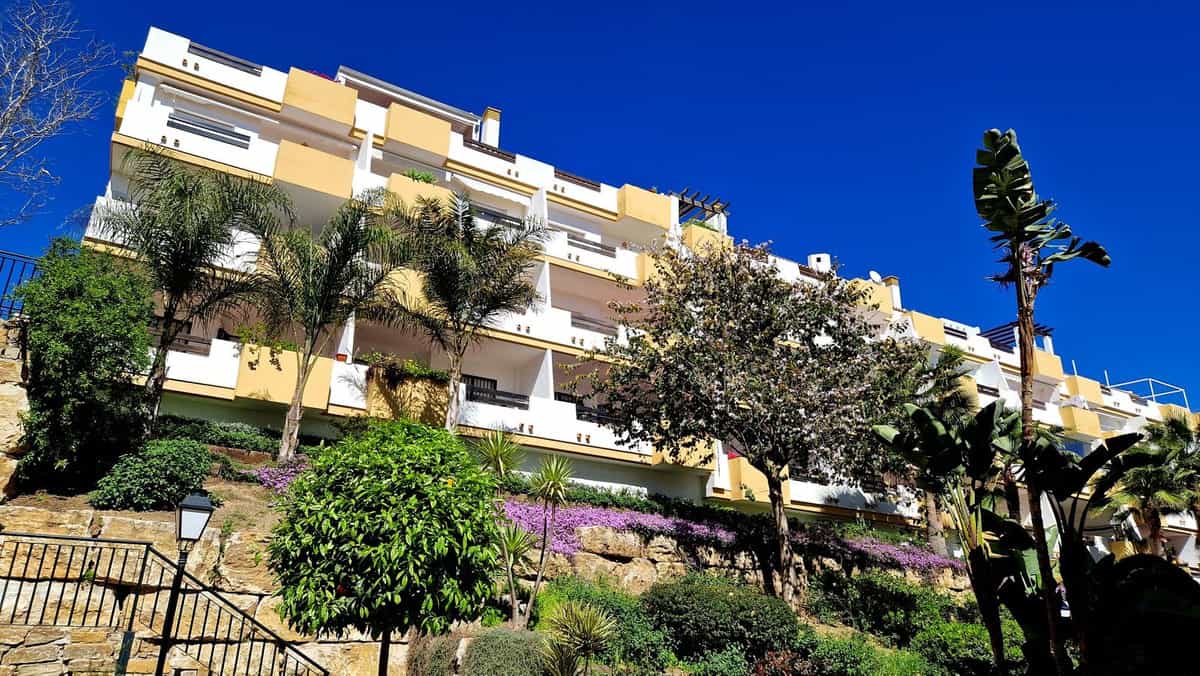 Condominium in La Cala de Mijas, Andalucía 11749455