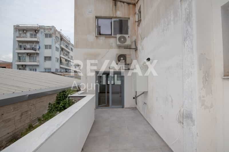 Condominium in Volos,  11751360