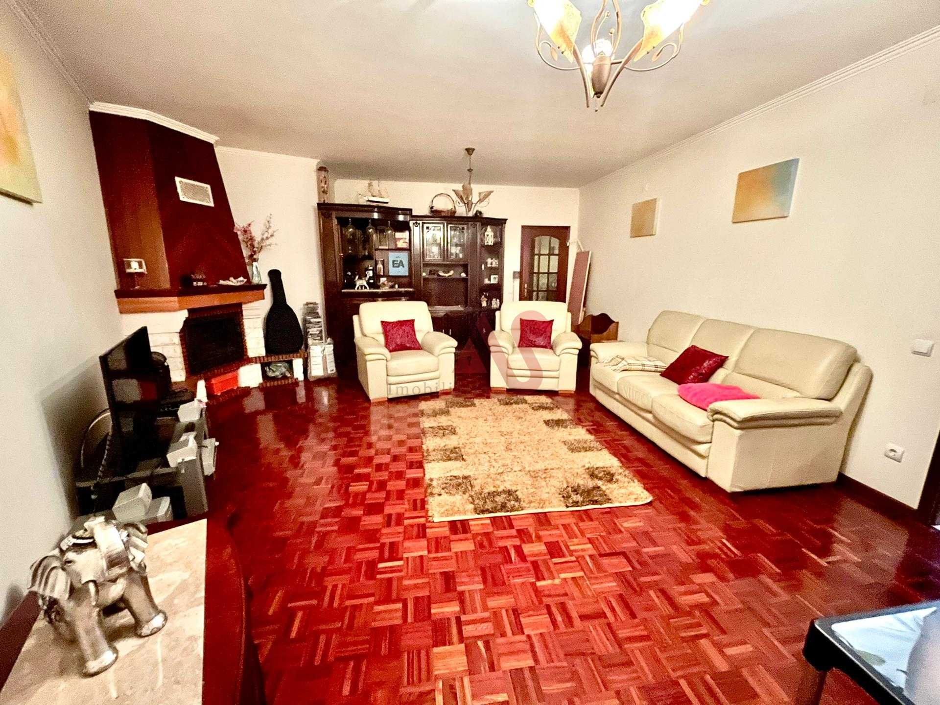 Condominio en Milheirós de Poiares, Aveiro 11751499