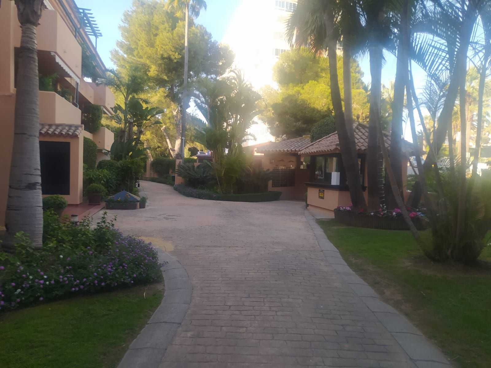 Haus im Marbella, Andalucía 11752240