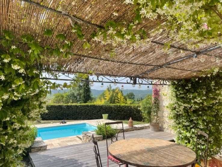 Hus i Montauroux, Provence-Alpes-Cote d'Azur 11752294