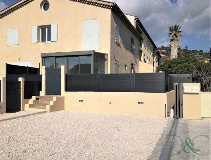 Condominium in Bormes-les-Mimosas, Provence-Alpes-Cote d'Azur 11752430