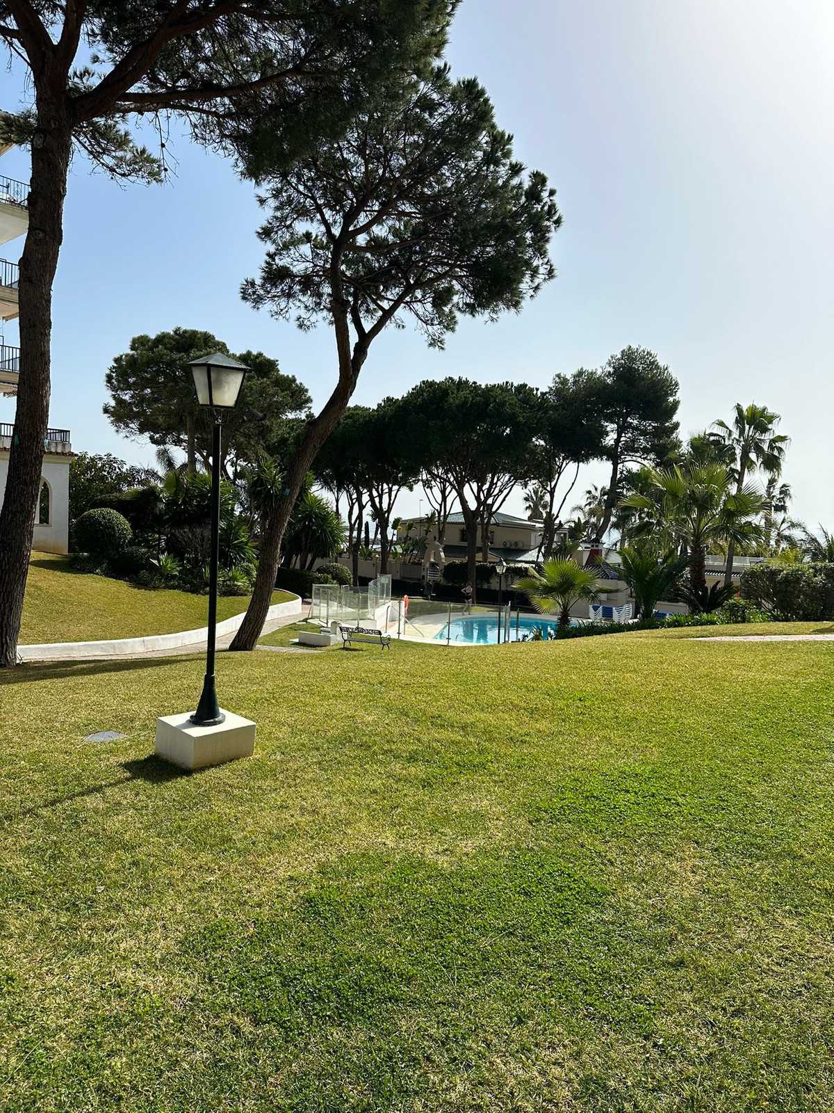 Condominium dans Marbella, Andalusia 11752463