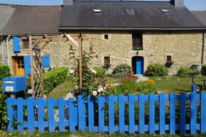 بيت في Guillac, Bretagne 11752622