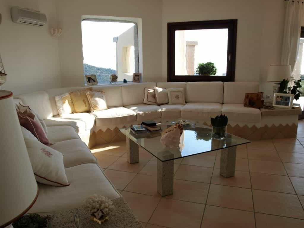 Rumah di Porto Cervo, Sardinia 11752660