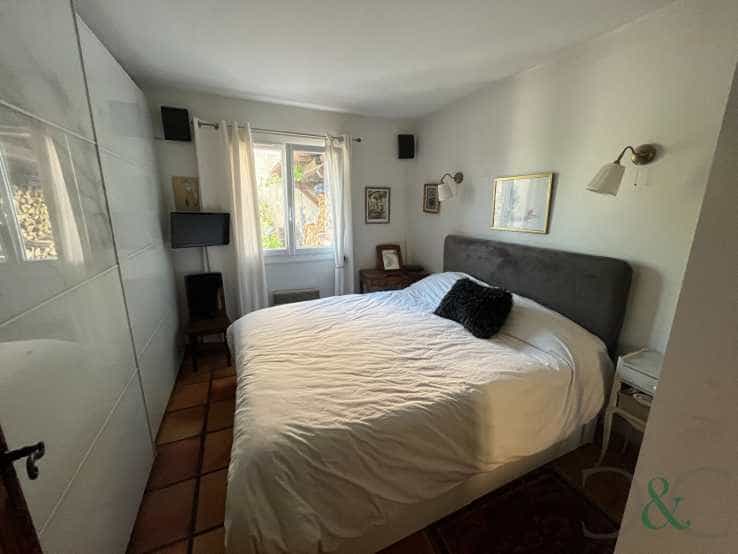 жилой дом в La Garde, Provence-Alpes-Côte d'Azur 11752868