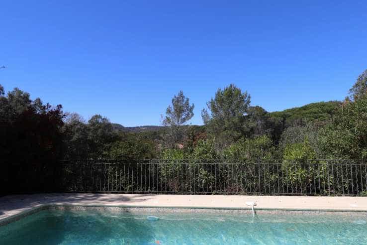 Casa nel La Motte, Provence-Alpes-Cote d'Azur 11752929