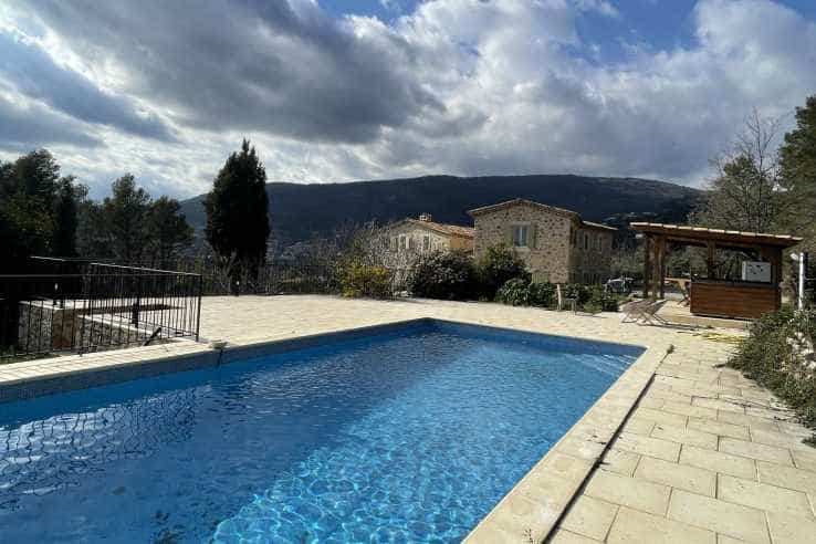 Rumah di Fayence, Provence-Alpes-Cote d'Azur 11753070