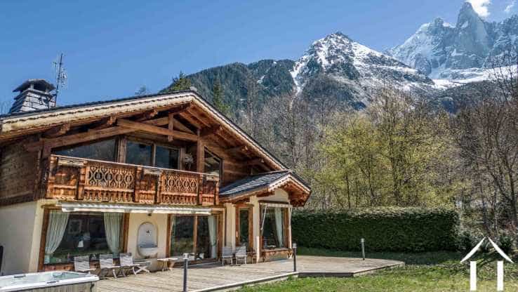 House in Val-d'Isere, Auvergne-Rhone-Alpes 11753080