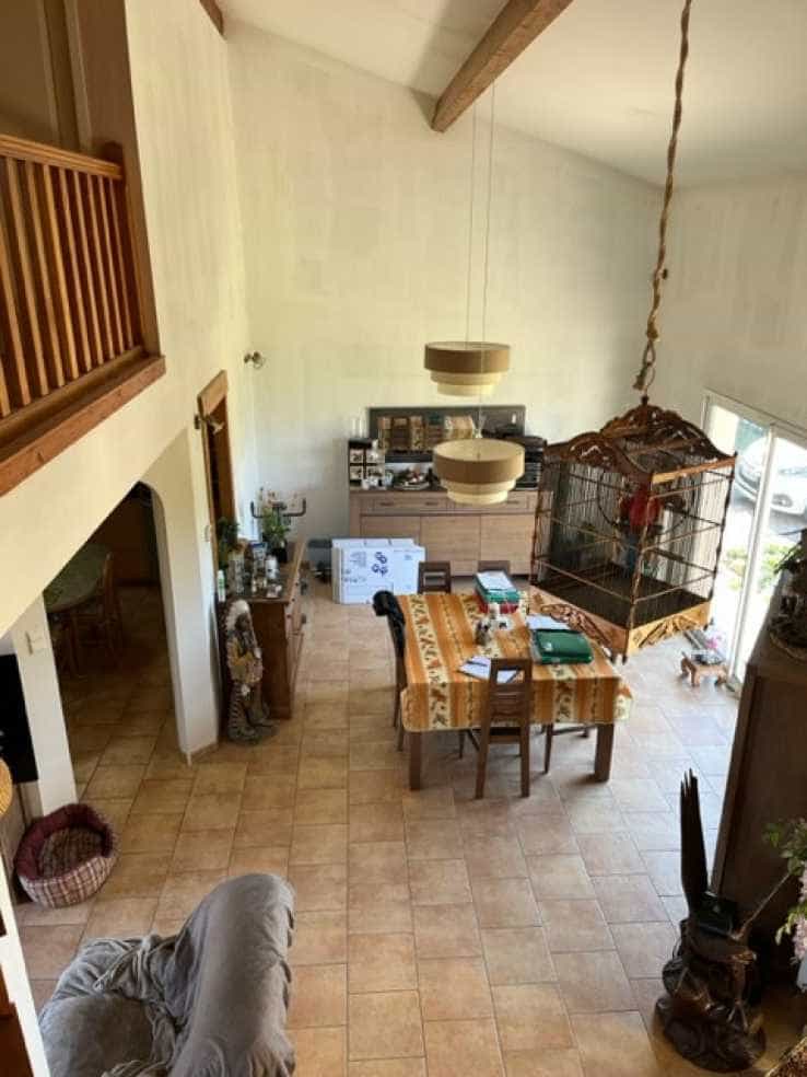 House in Bergerac, Nouvelle-Aquitaine 11753327