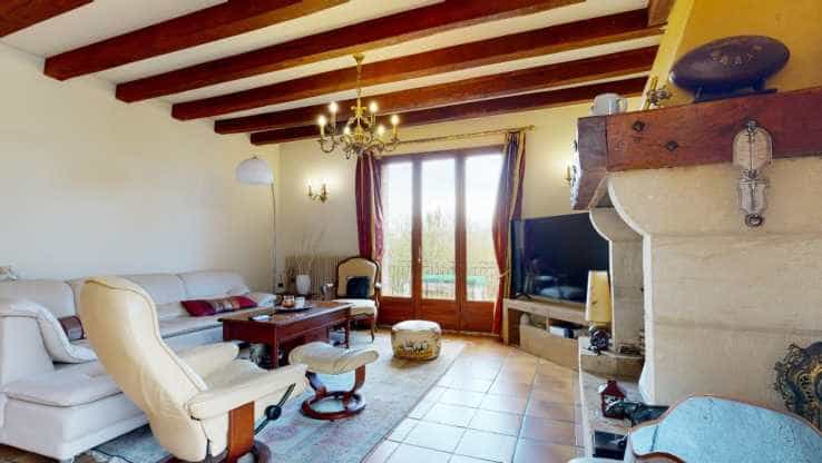 Huis in Sarlat-la-Canéda, Nouvelle-Aquitaine 11753399