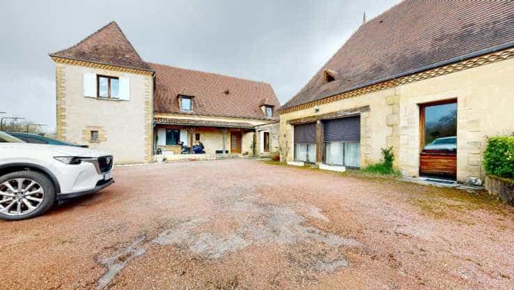 मकान में Sarlat-la-Canéda, Nouvelle-Aquitaine 11753399