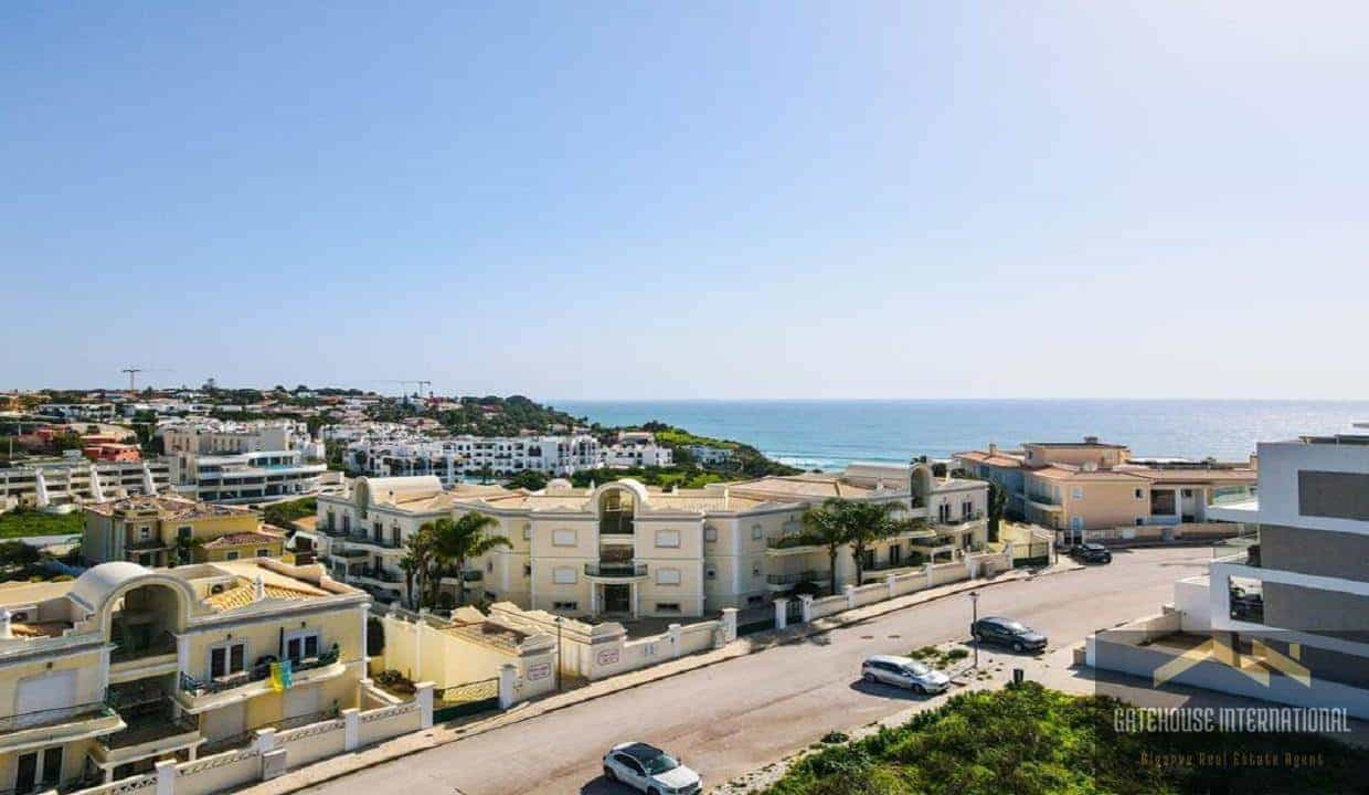 Condominium in Porto de Mos, Faro 11753572