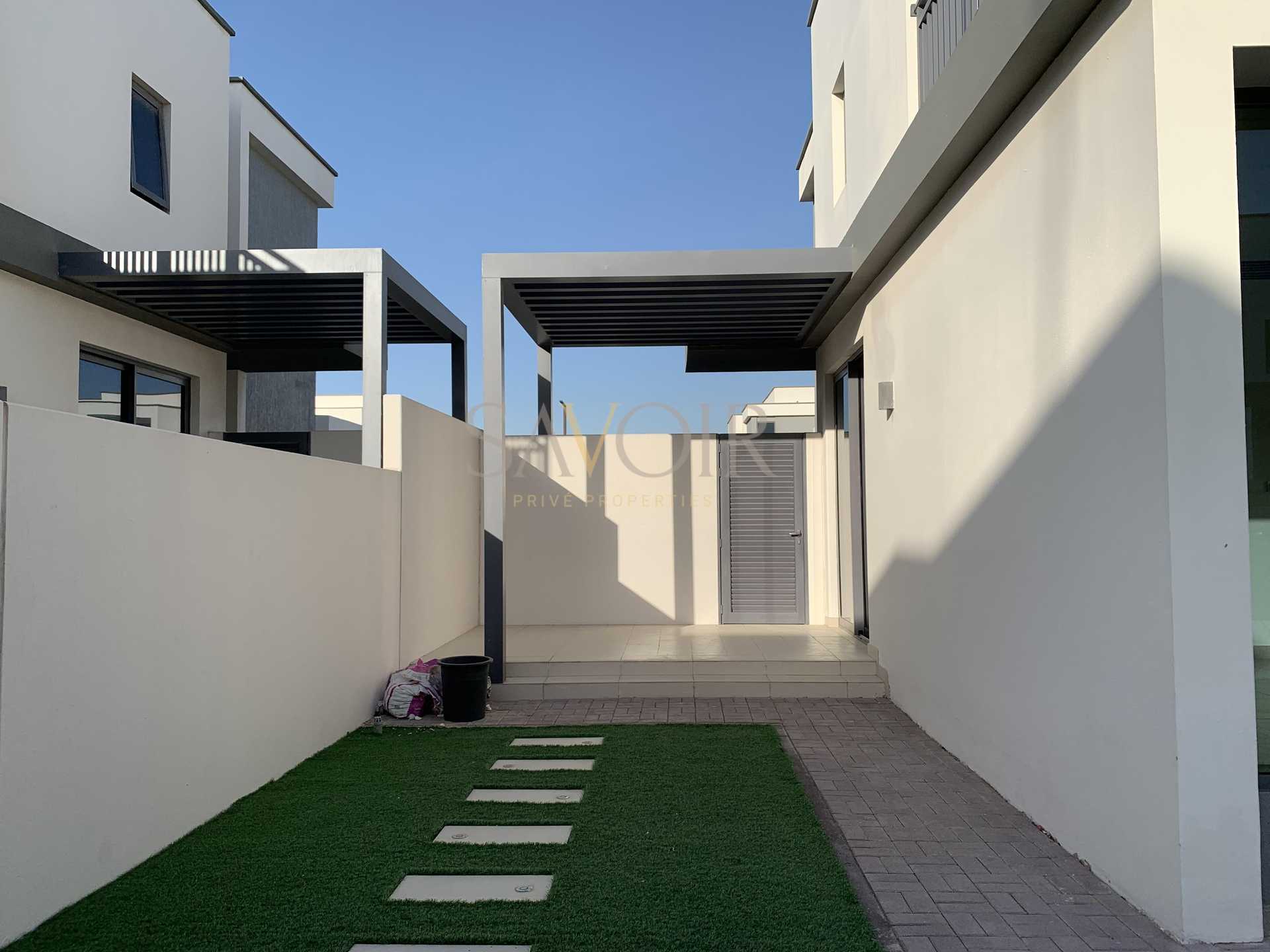 Condominium in Dubai, Dubayy 11753857