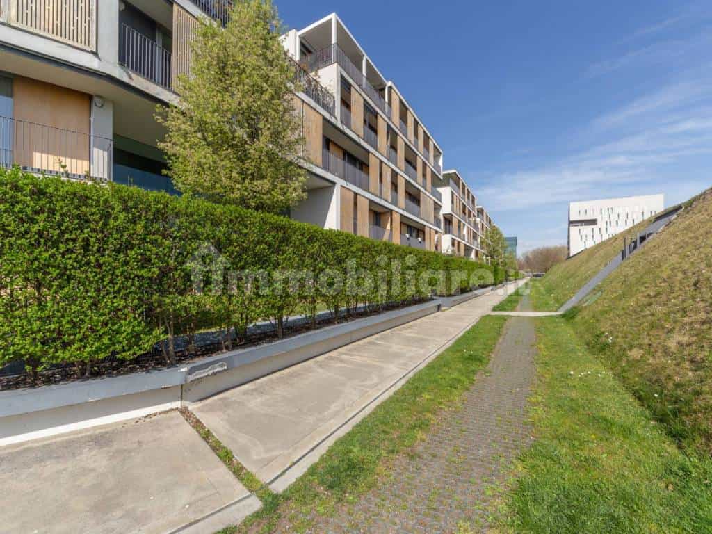Condominium in Assago, Lombardia 11754016