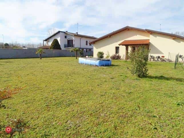 بيت في Cilavegna, Lombardia 11754113