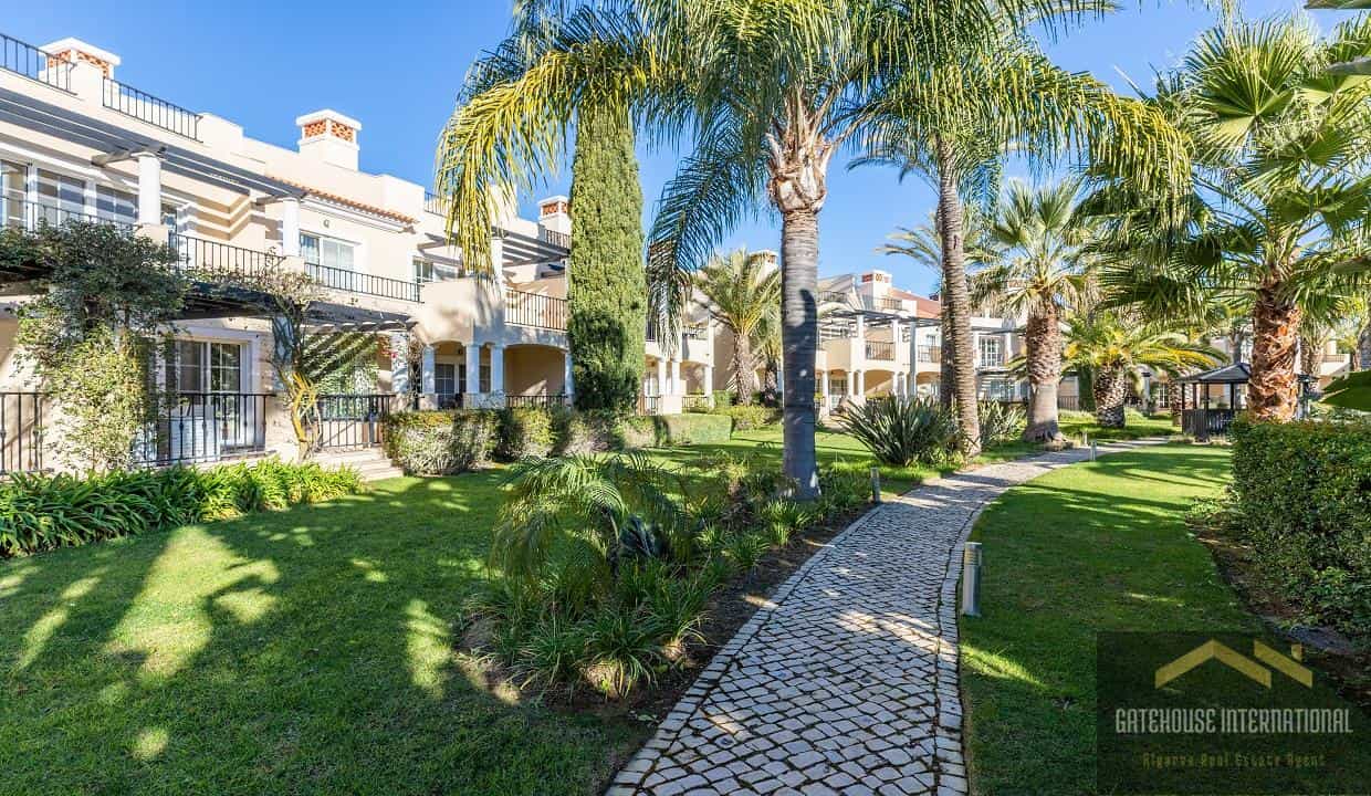 Condominium in Quarteira, Faro 11754489
