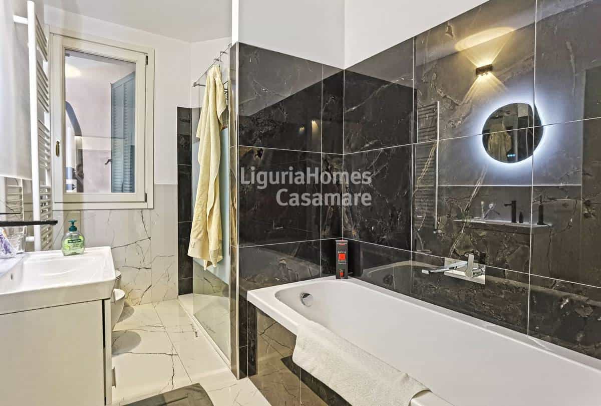 Condominium in Bordighera, Liguria 11754526